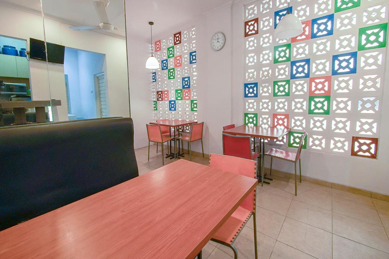 Urbanview Hotel Fiffa Kauman Malang Dış mekan fotoğraf